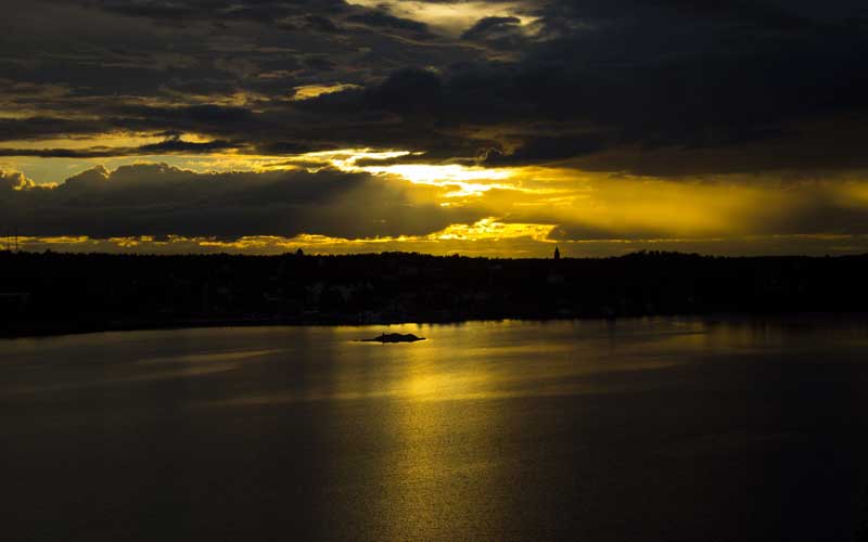 Landscape shot with 18mm kit-lens