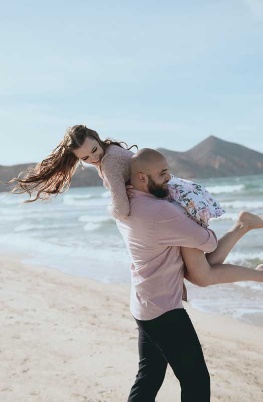 ensaio de casal na praia